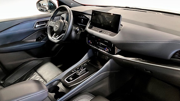 Nissan Qashqai+2 3 of 9