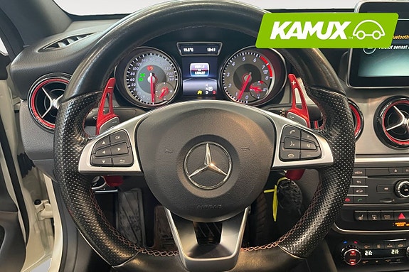 Mercedes-Benz CLA250 13 of 21