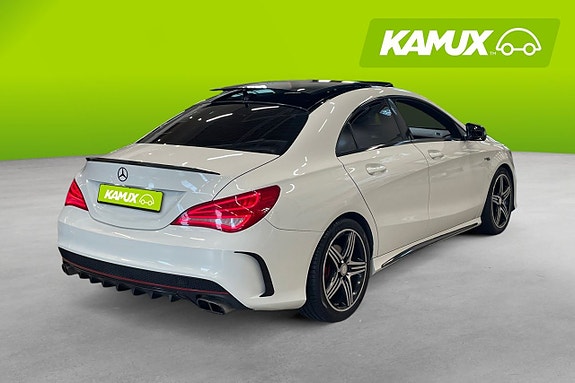 Mercedes-Benz CLA250 4 of 21