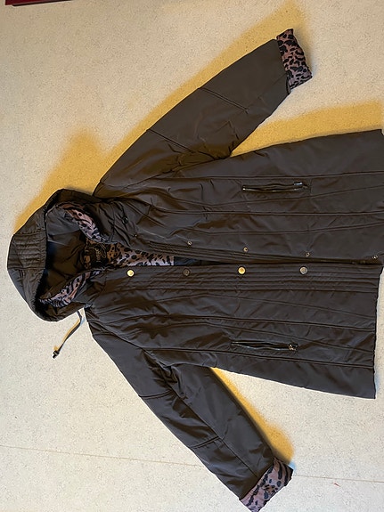 Product image 1 of 10