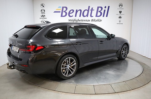 BMW 530e 13 of 27