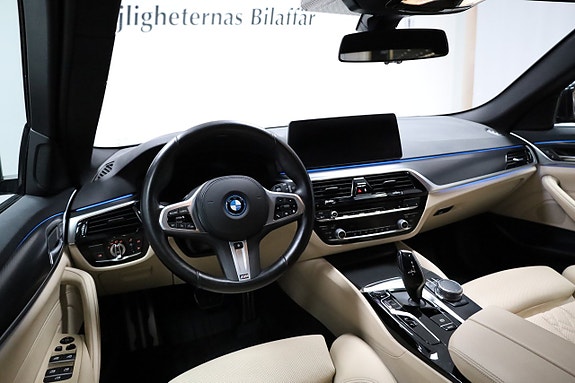BMW 530e 3 of 27