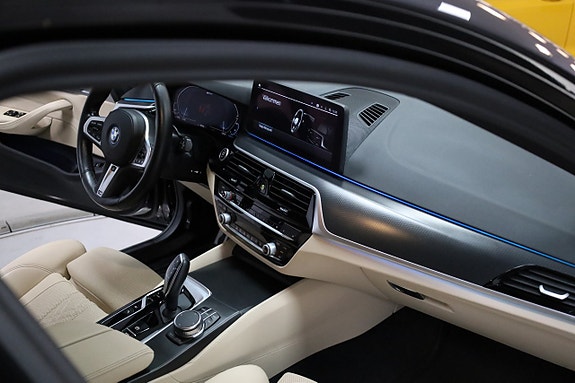 BMW 530e 18 of 27