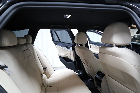 BMW 530e 17 of 27