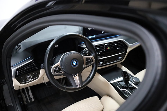 BMW 530e 7 of 27