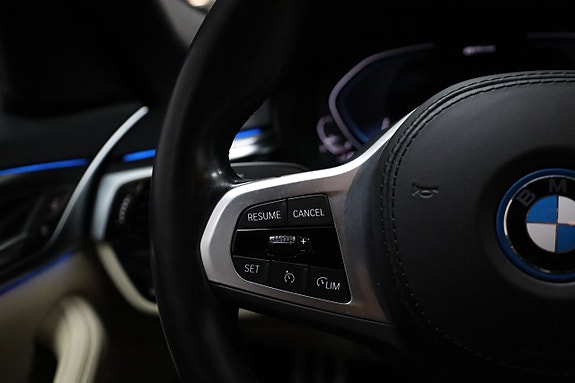 BMW 530e 20 of 27