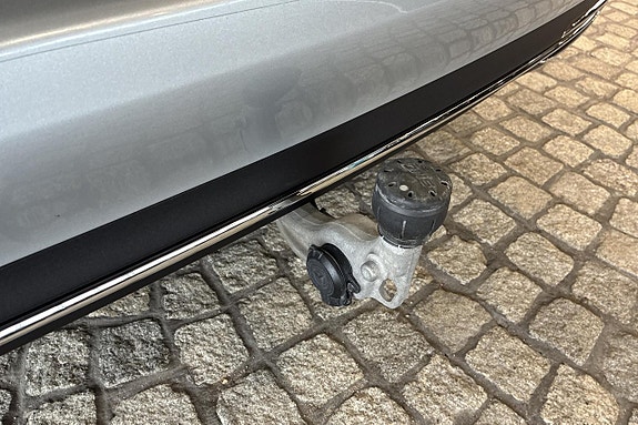 Mercedes-Benz E300 13 of 14