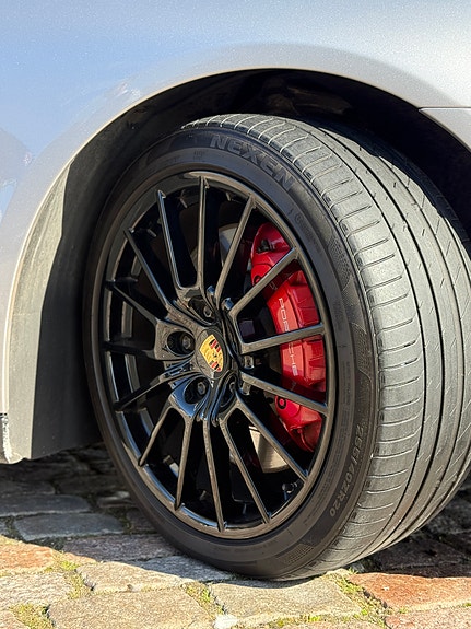 Porsche Panamera GTS 10 of 14