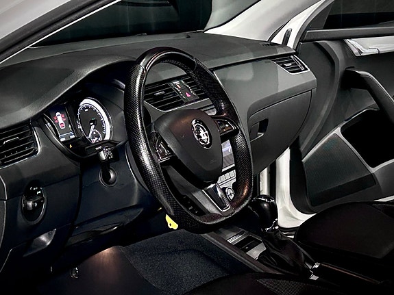 Skoda Octavia 9 of 22