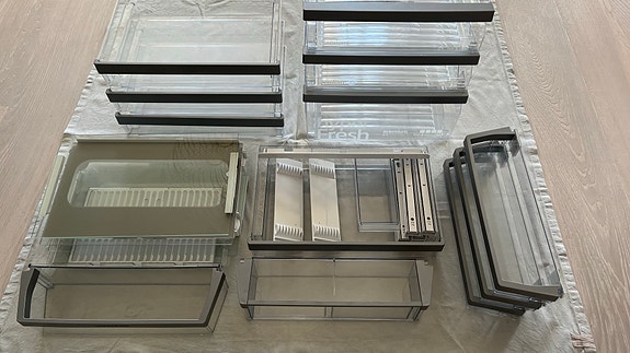 Product image 1 of 2