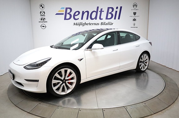 Tesla Model 3 5 of 25