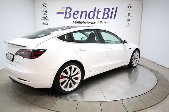 Tesla Model 3 13 of 25