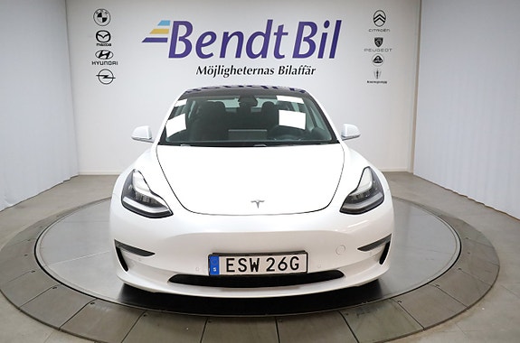 Tesla Model 3 2 of 25