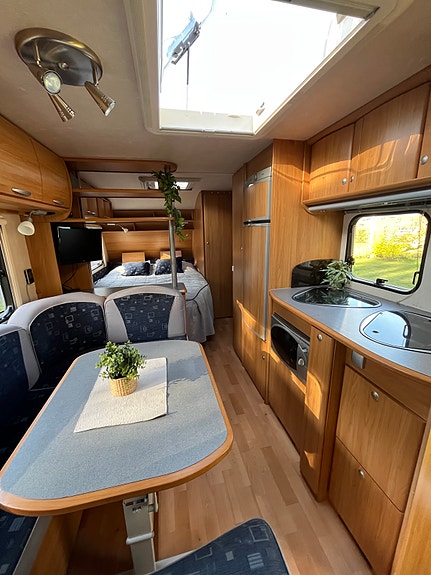 Adria Classica 613 PK barnkammarvagn 4 of 9