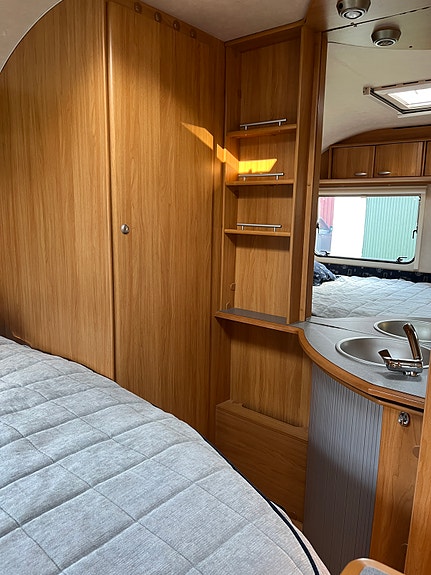 Adria Classica 613 PK barnkammarvagn 7 of 9