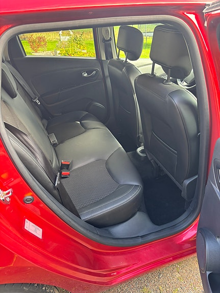 Renault Clio 6 of 7