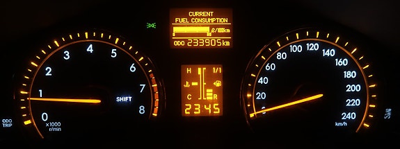 Toyota Avensis 10 of 24