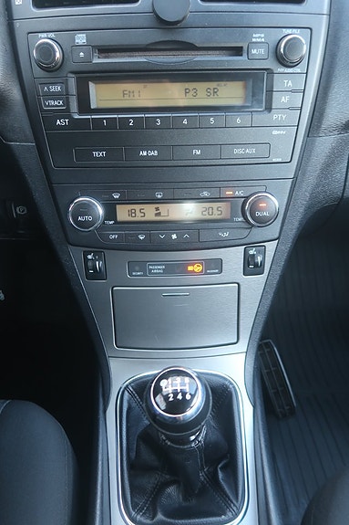 Toyota Avensis 11 of 24