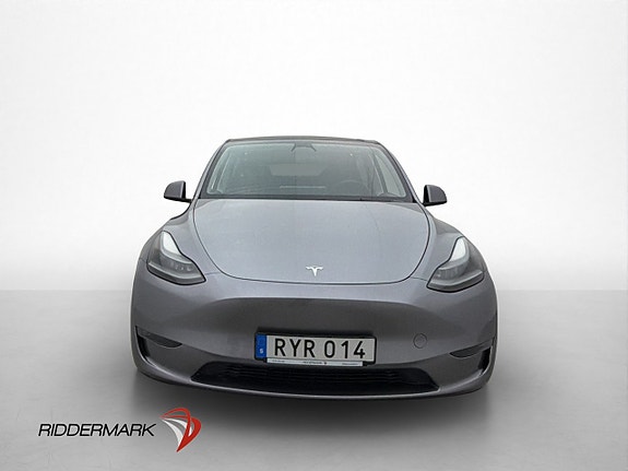 Tesla Model Y 2 of 30