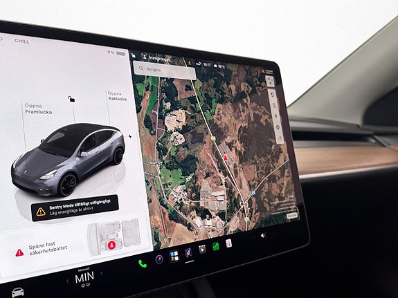 Tesla Model Y 27 of 30