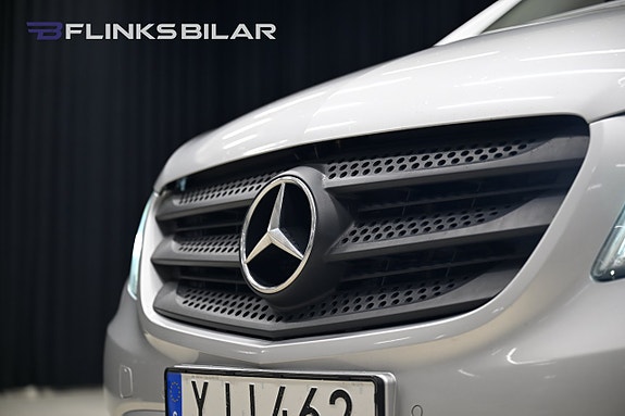 Mercedes-Benz Vito E-CELL 9 of 25