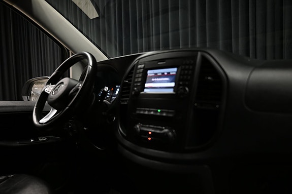 Mercedes-Benz Vito E-CELL 23 of 25
