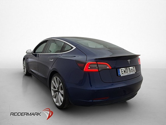 Tesla Model 3 8 of 30