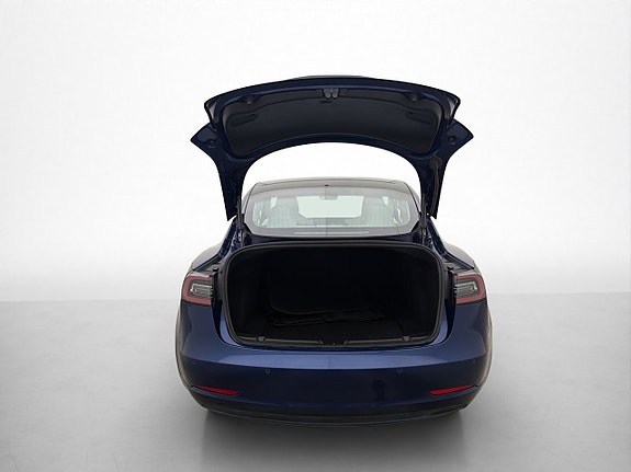 Tesla Model 3 16 of 30