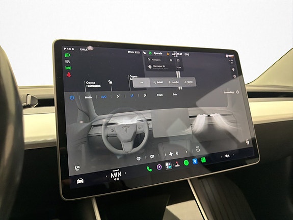 Tesla Model 3 24 of 30