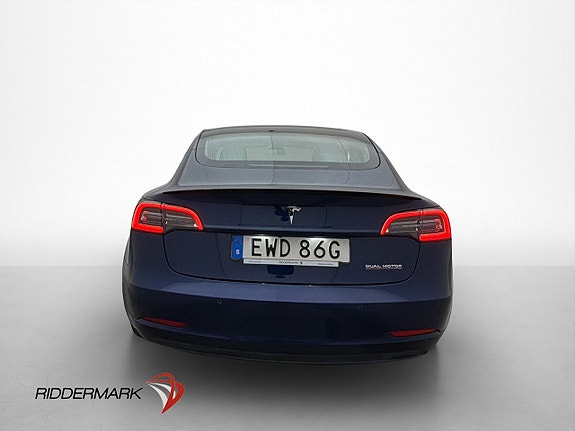 Tesla Model 3 7 of 30
