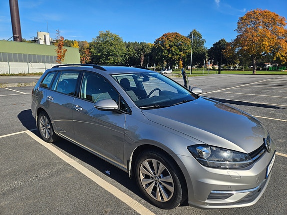 Volkswagen Golf VII 5 of 8