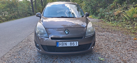Renault Grand Scenic III 3 of 7
