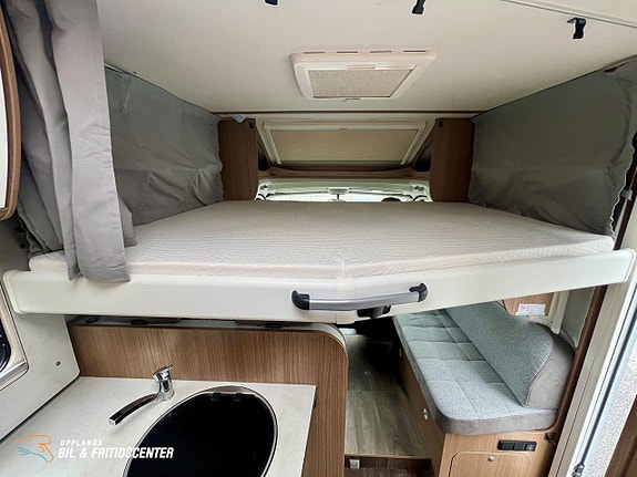 Carado T448 Edition 15 Solpanel / 3500kg / Taksäng 11 of 12