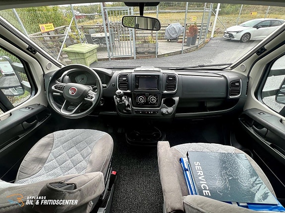 Carado T448 Edition 15 Solpanel / 3500kg / Taksäng 12 of 12
