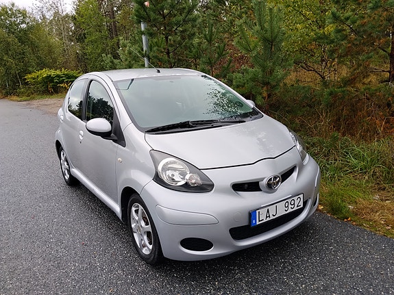 Toyota Aygo 4 of 9