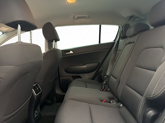 Kia Sportage 26 of 30