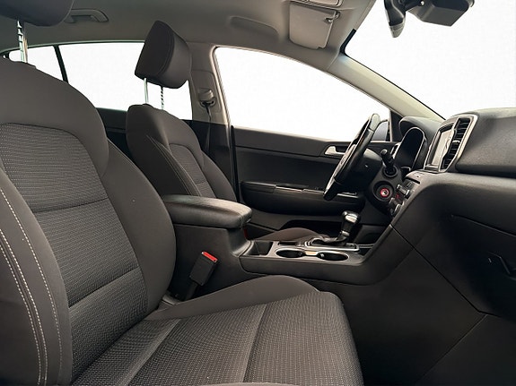 Kia Sportage 24 of 30
