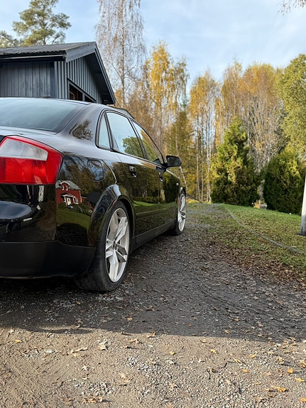 Audi A4 4 of 6