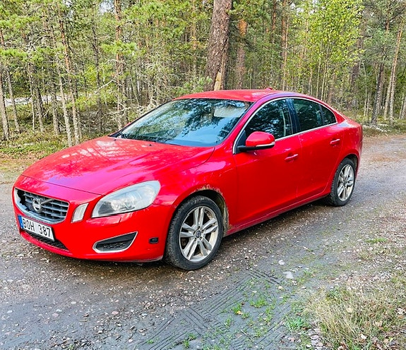 Volvo S60 3 of 16