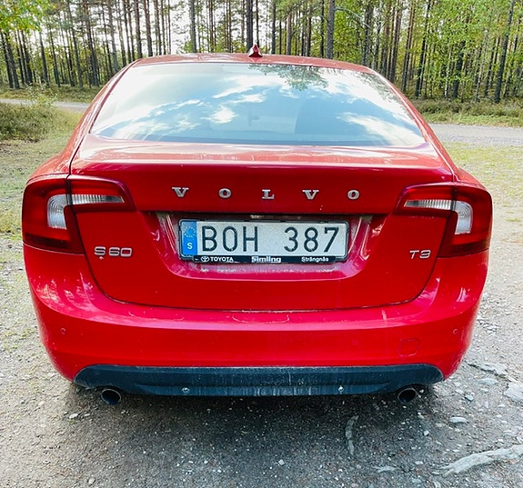 Volvo S60 6 of 16