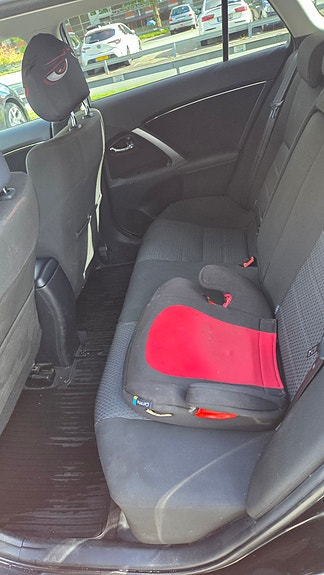 Toyota Avensis 6 of 10