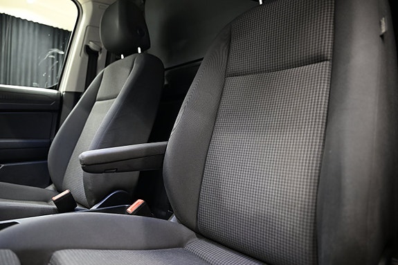 Volkswagen Caddy Maxi 20 of 28