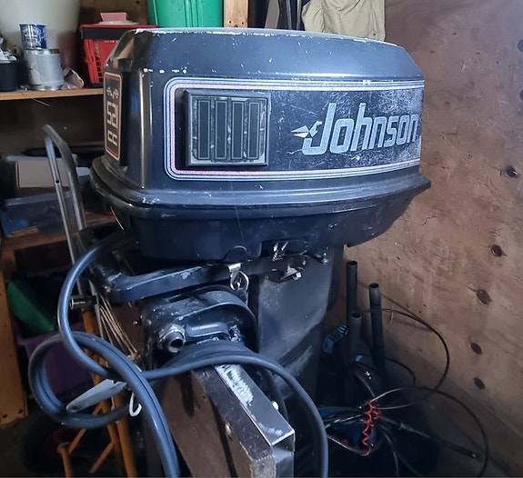 Crescent 47 med 2 motorer, ekolod, trailer samt mycket tillbehör 4 of 7