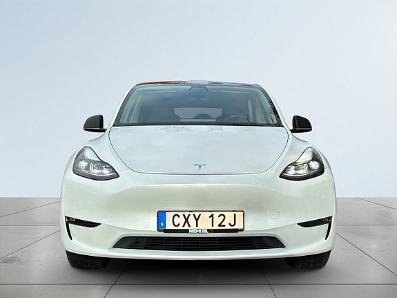 Tesla Model Y 2 of 25