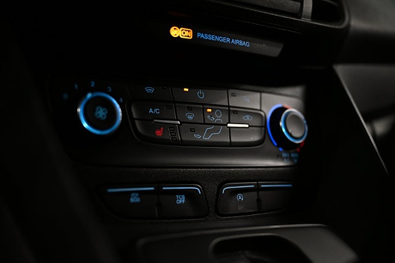 Ford Transit Connect 26 of 30
