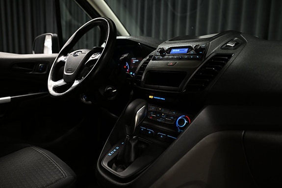 Ford Transit Connect 29 of 30