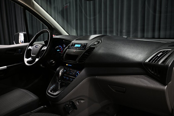 Ford Transit Connect 28 of 30