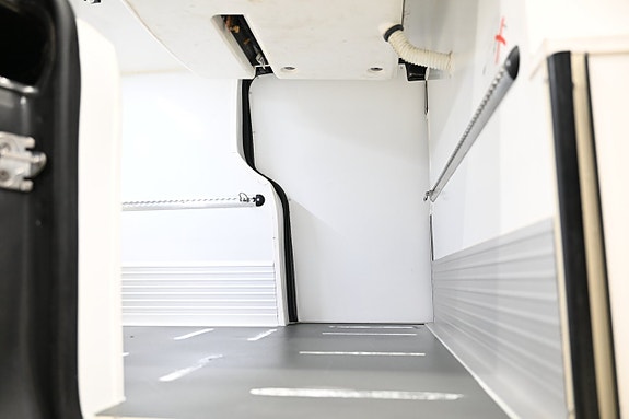 Ford Transit Connect 12 of 30