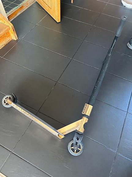 Product image 1 of 5