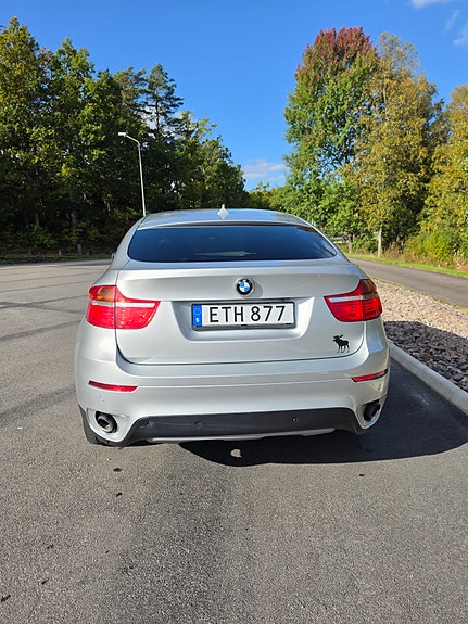 BMW X6 2 of 13
